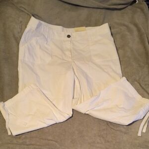 NWT Studio Works | White Capris